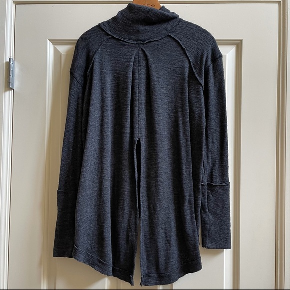 Free People split back high-low turtleneck top - Picture 6 of 9